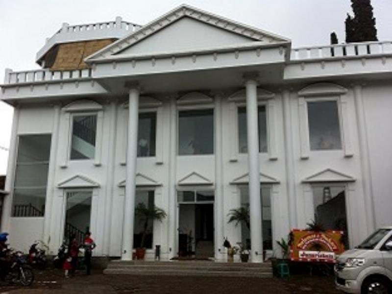 Hotel Alpha Classica Bandung Exterior foto